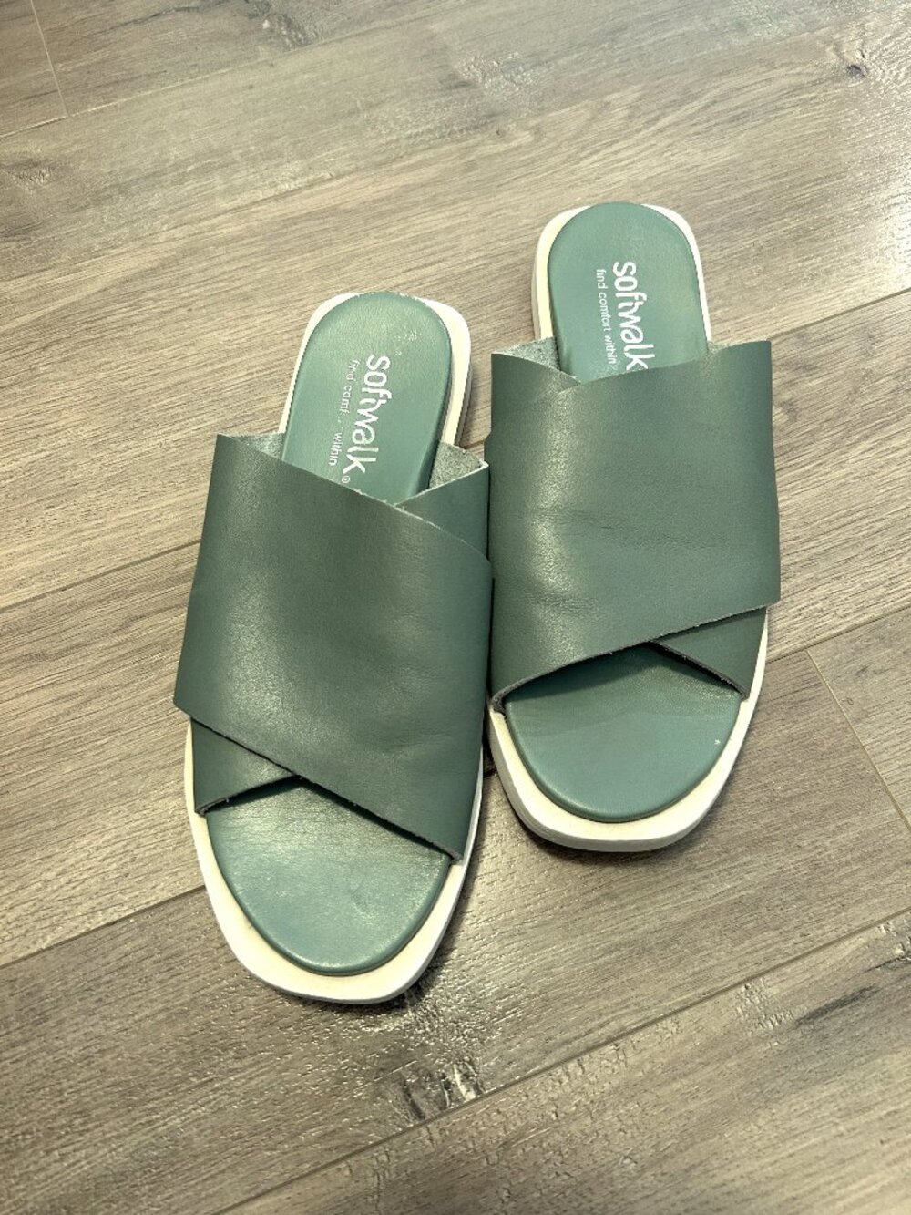 Softwalk Kara slide sandals, size 7.5
